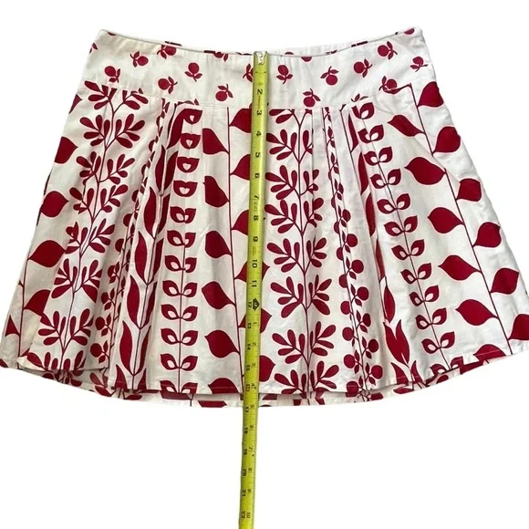 NEW BB Dakota Skirt Juniors 9 White Red Cherry Cherries Mini Pleated Flare Lined - Picture 4 of 11